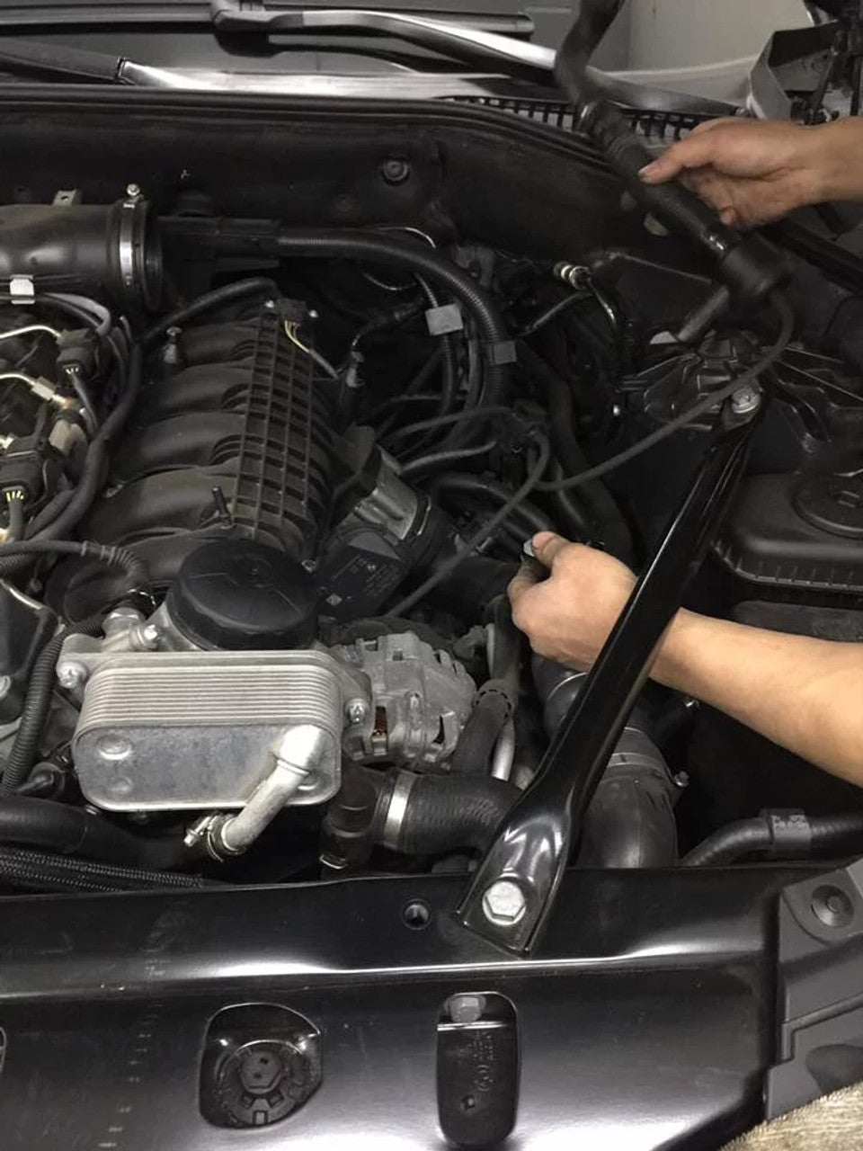 FTP E71 X6 , F0X 740i N54 Charge Pipe