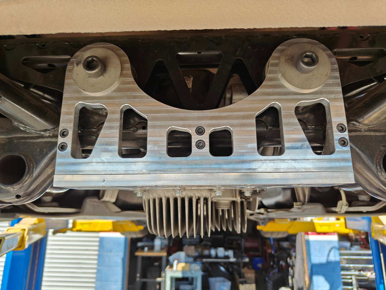 Vargas VTT G8X Billet Diff Lock Down Kit