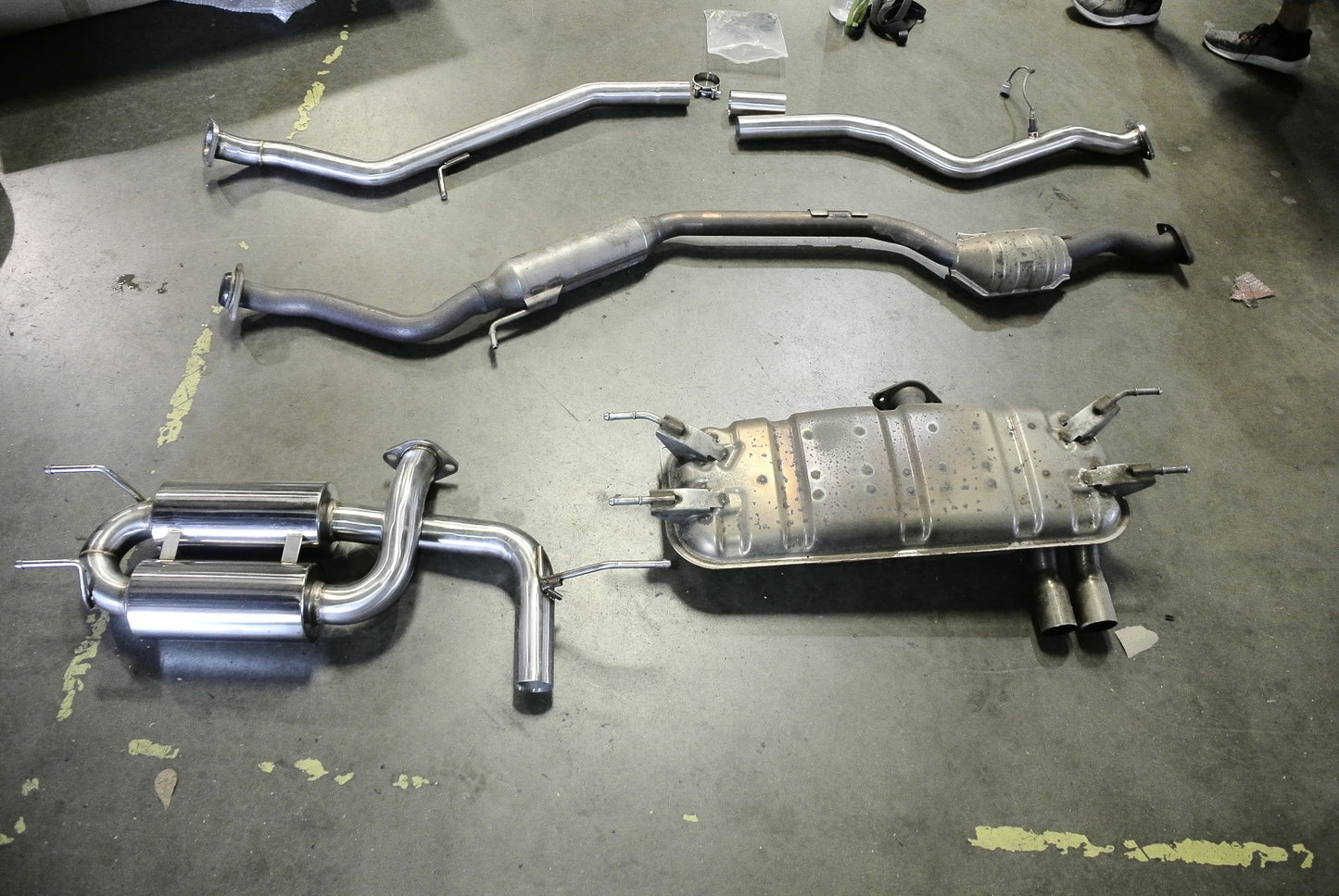 Megan Racing - Mazda MX-5 2016+ Cat-Back Exhaust System (V3) – LWT-CBS-MMX515-V3-R+M