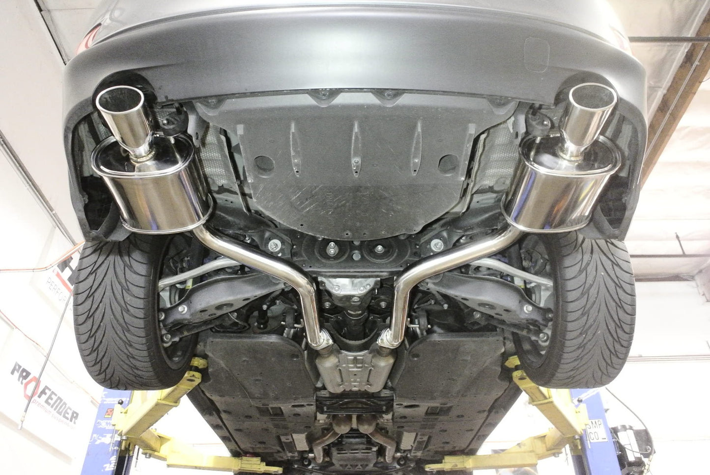 Megan Racing - Lexus IS250 2014+ (2.6 V6) Exhaust System (Burnt Roll Tip) – MR-ABE-LI14-VO