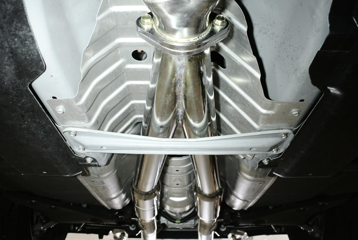 Megan Racing - Infiniti Q50 2016+ (3.0 Twin Turbo) AWD/RWD (EXC NON-TURBO) Exhaust System – MR-CBS-IQ14X-R + MR-CBS-IQ14X-M